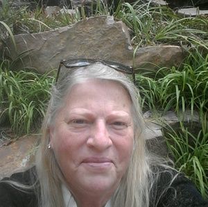 Meet your Posher, Lynn